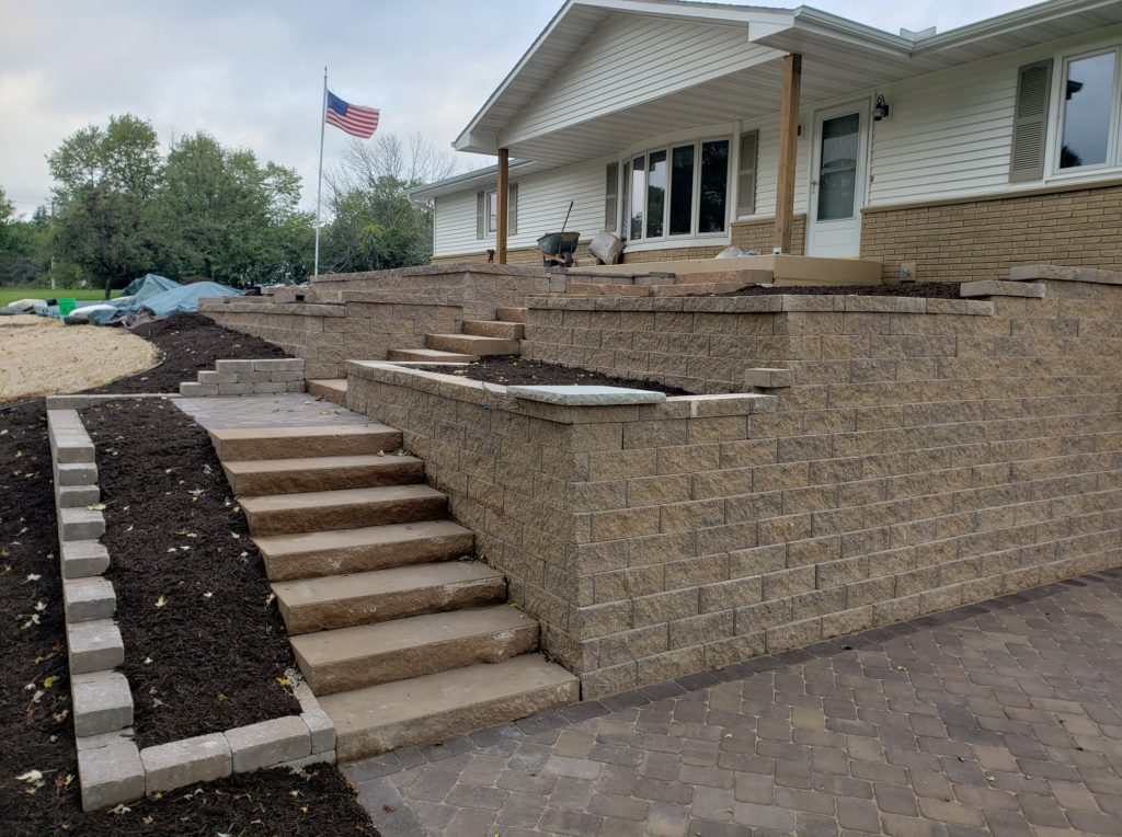 engineered retaining wall landscapers janesville - Herstad Landscaping